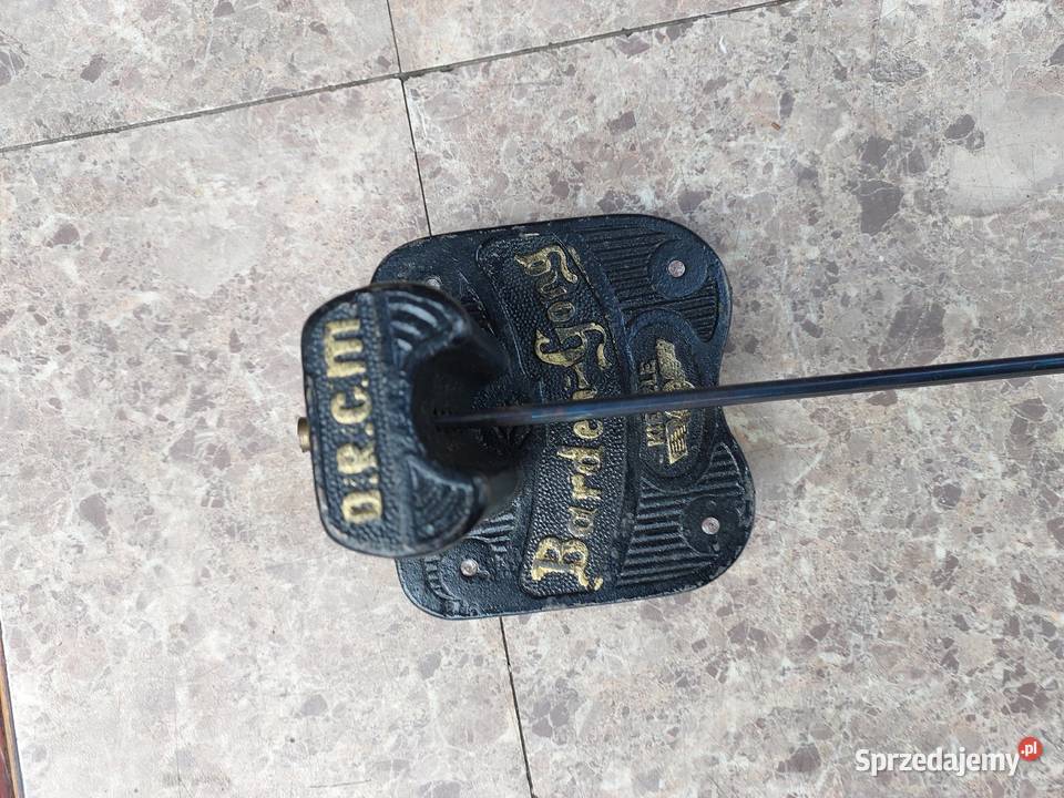 684 Gong starego zegara Kienzle podłogowego