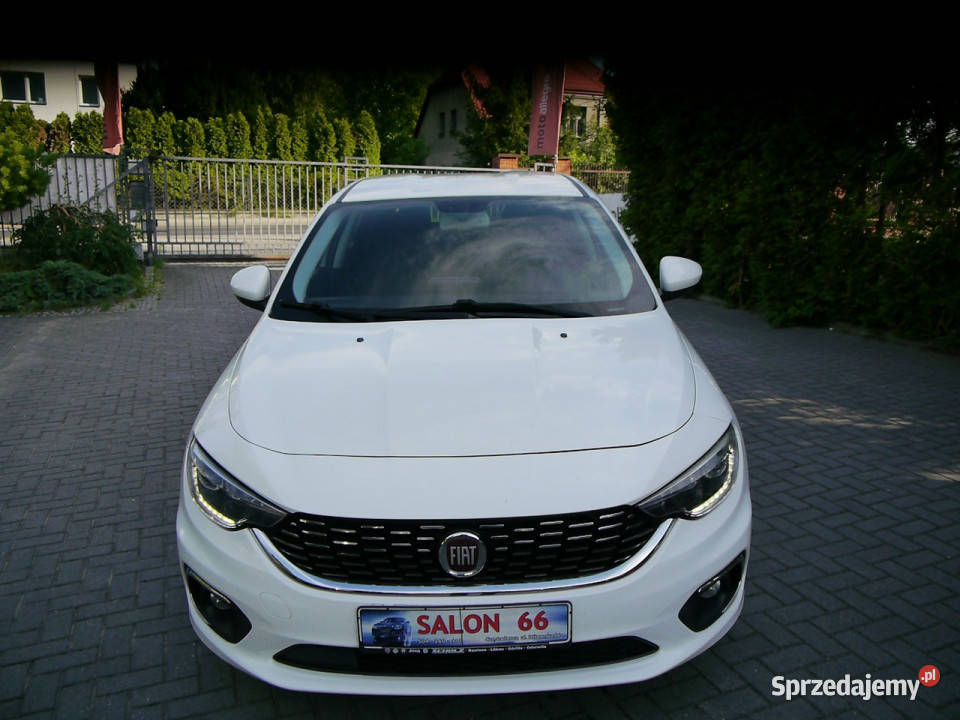 Fiat Tipo 16 Kamera Navi Stan b 100bezwypadkowy VAT marża Częstochowa