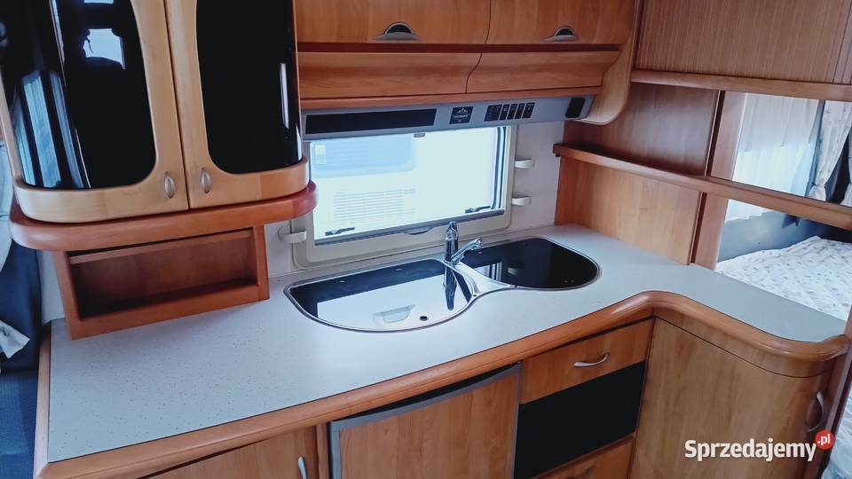 Przyczepa kempingowa HOBBY 2003 campingowa Rok produkcji 2003