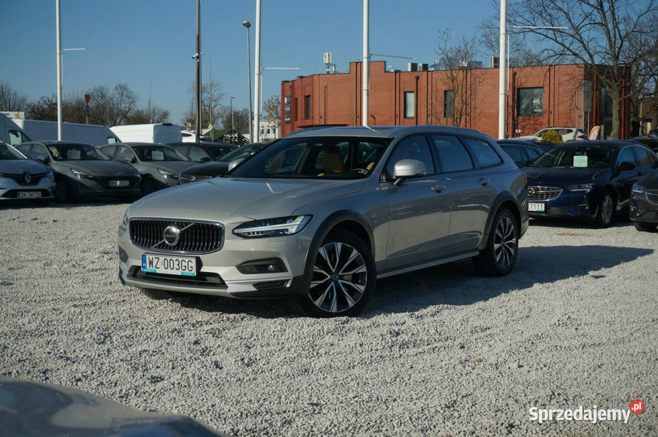 Volvo V90 Cross Country B5 D AWD 235 Ultimate pełny VAT Poznań