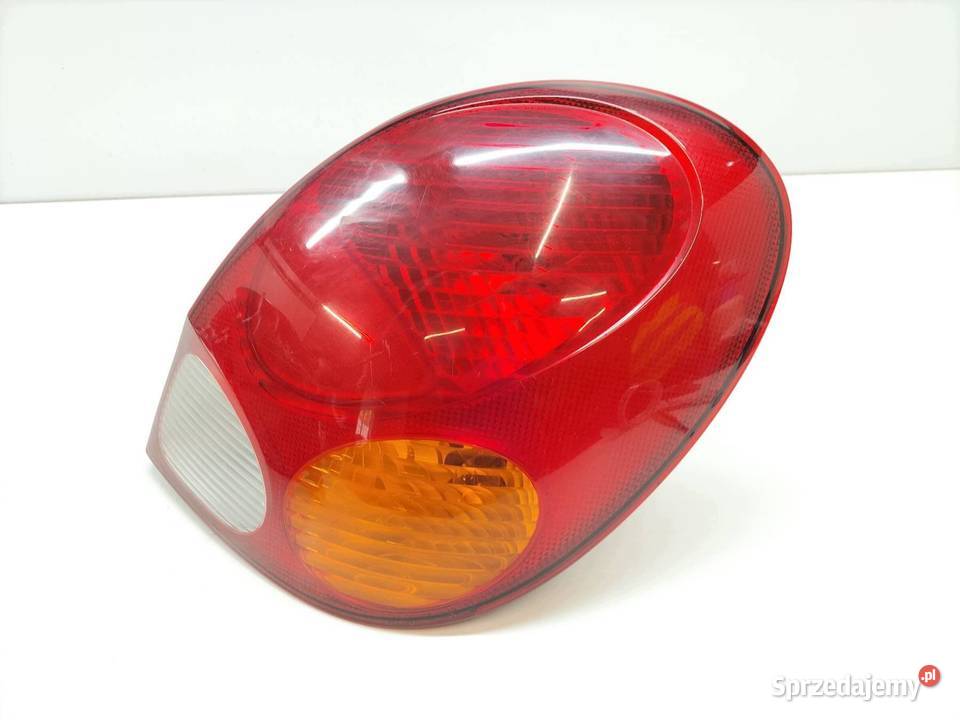 LAMPA TYŁ PRAWA E11 Toyota Corolla VIII 19952000 Lampy tylne świętokrzyskie sprzedam