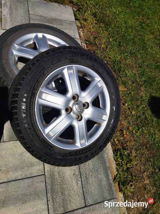 Alufelgi toyota yaris 18560 r15 Ostrów Wielkopolski