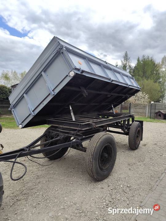 Przyczepa wywrotka d 732 Głowno