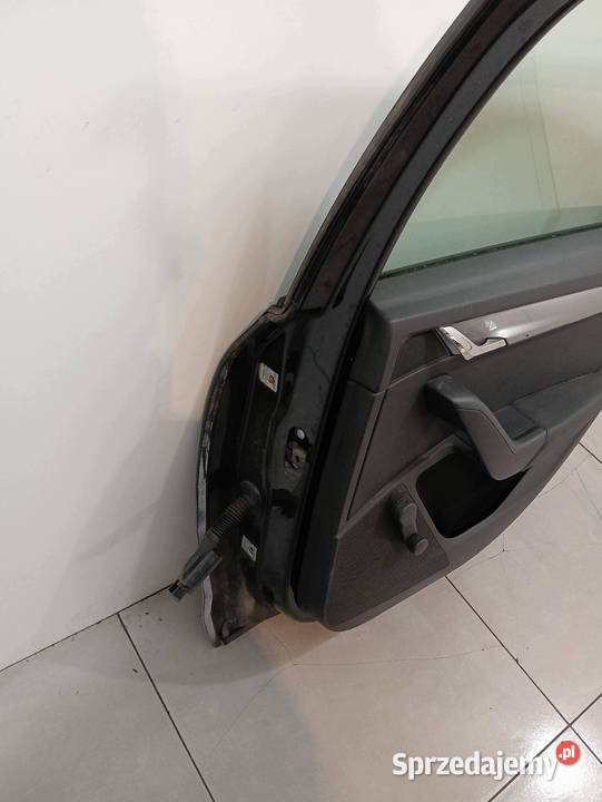 DRZWI PRAWE TYŁ 5D HB LF9R Skoda Octavia III Drzwi