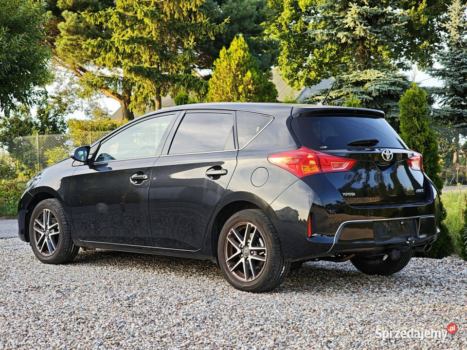 Toyota Auris II 2012 sprzedam
