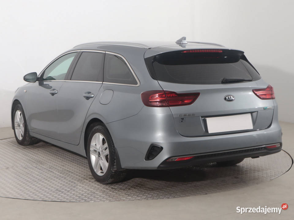 Kia Ceed 16 CRDi wielofunkcyjna kierownica Piaseczno