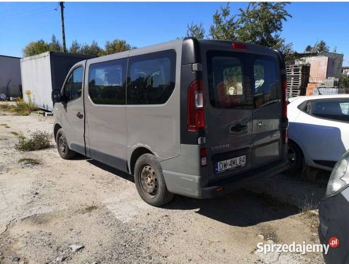 OPEL Vivaro 16 CDTI MR14 E6 29t Wieluń