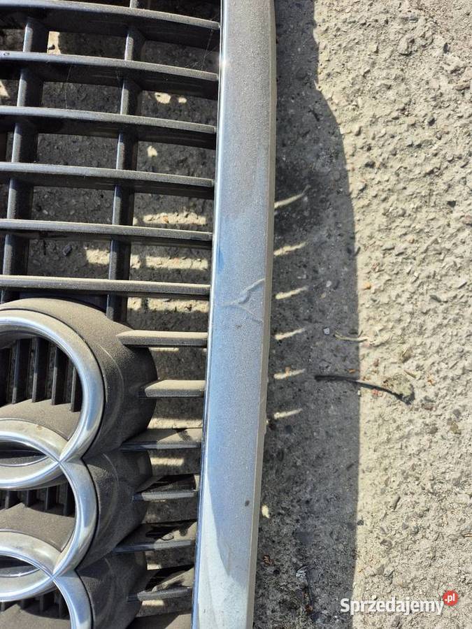 Audi OE 8R0853651 atrapa chłodnicy grill Pionki sprzedam