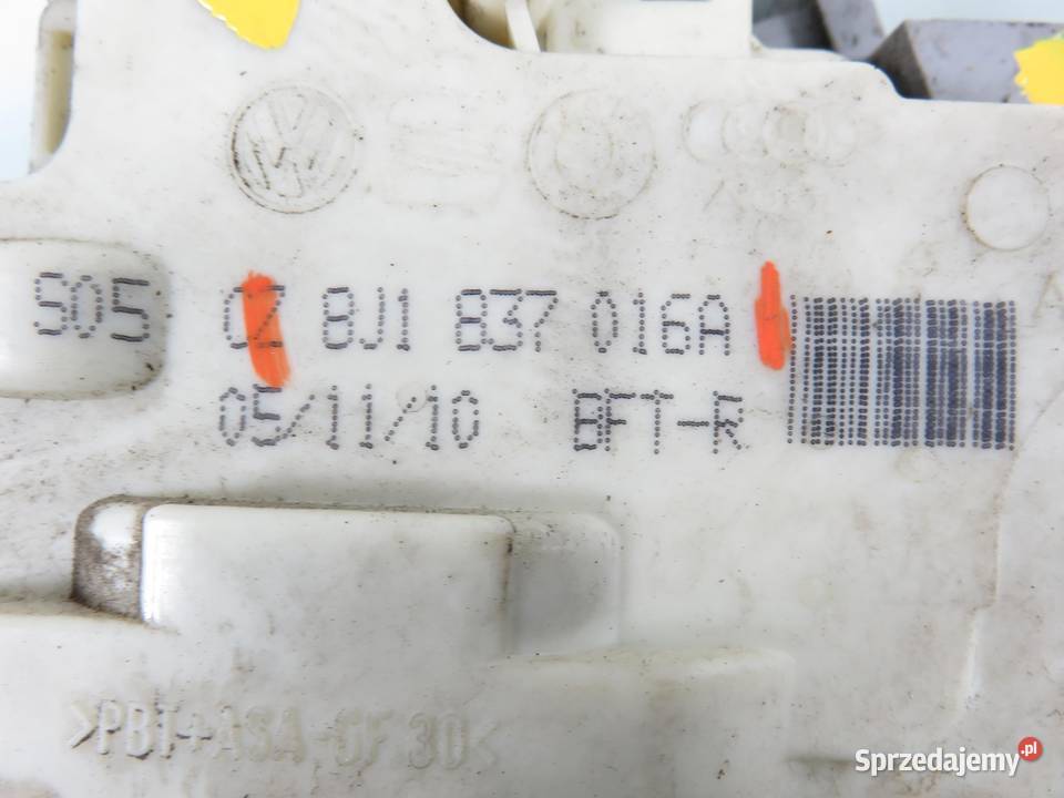 ZAMEK PRAWY PRZEDNI PORSCHE CAYENNE II 92A