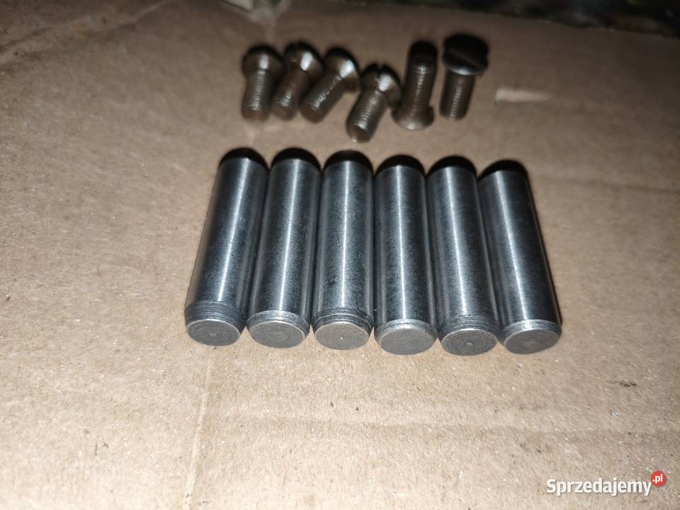 Kołki i śruby koła zamachowego Dniepr MT Ural Części i akcesoria motocyklowe Leszno