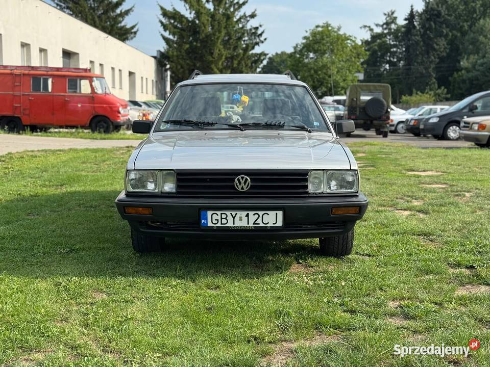 Volkswagen Passat B2 Kombi 16 Arena 1986 150 LPG VAT marża łódzkie Zgierz