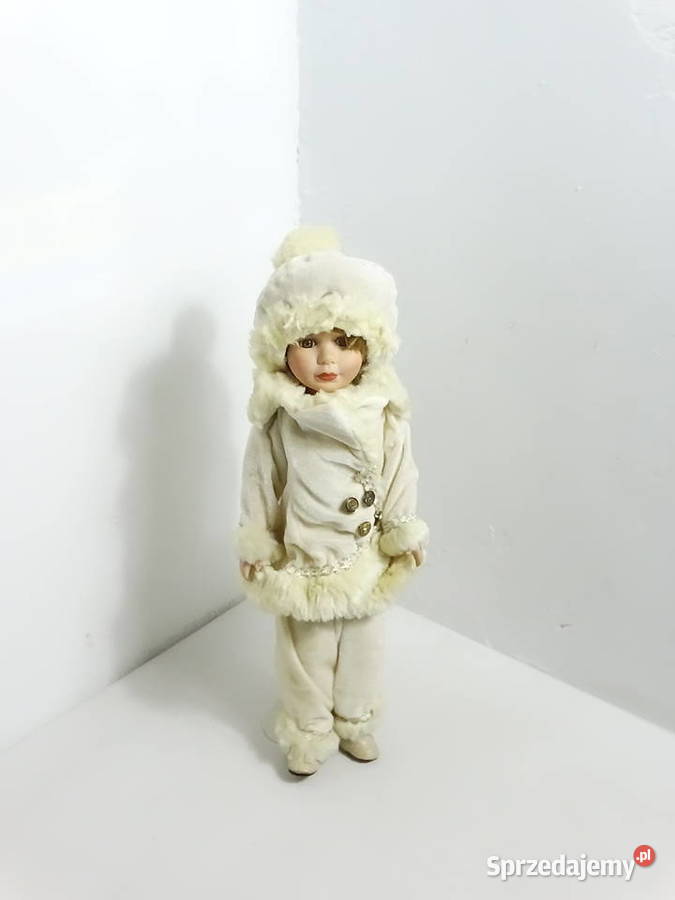 Sygnowana lalka porcelanowa 2f206 Zimowa edycja lubelskie Biłgoraj