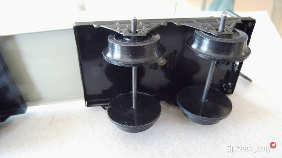 Wagon firmy Bing stary renowacji Skala 0