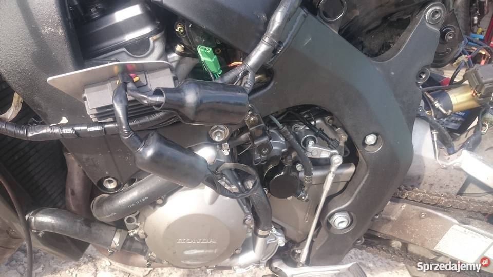 Silnik Honda cbr 1000 rr 57a 2005 z Niemec łódzkie Rzgów