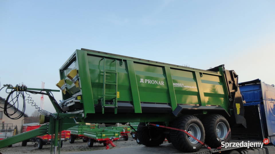Rozrzutnik obornika Pronar N2621 14ton tandem Rozrzutniki obornika Kozenin