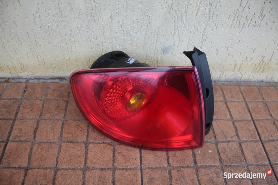 LAMPA LEWY TYLNA TYŁ SEAT ALTEA 5P0945095D sprzedam