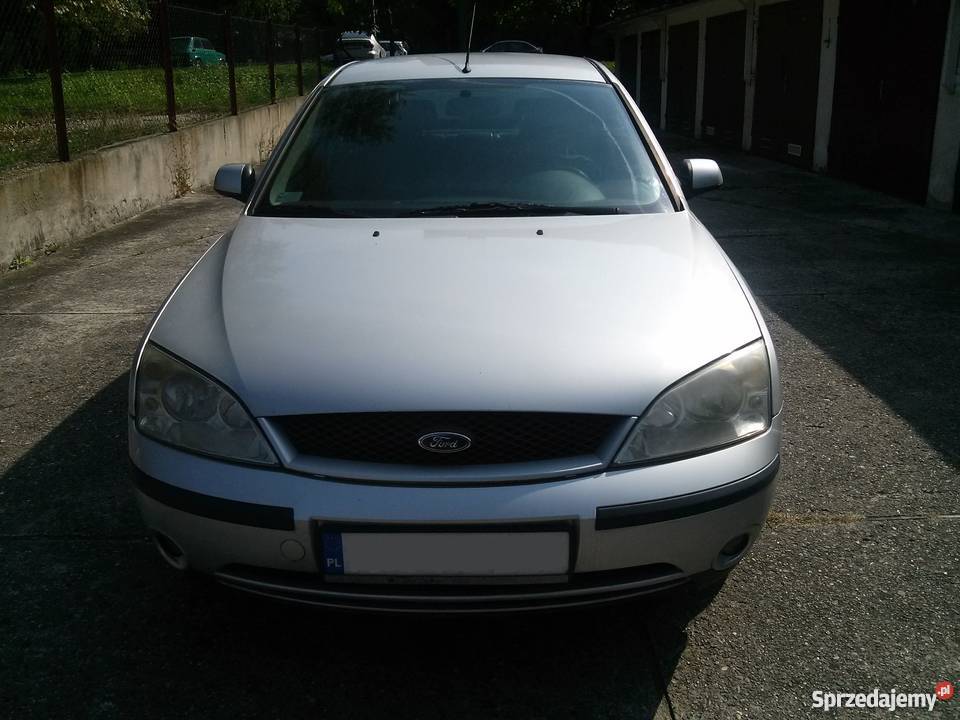 Ford Mondeo MK3 GHIA 20 benzyna 146 2001 r światła przeciwmgielne Kraków