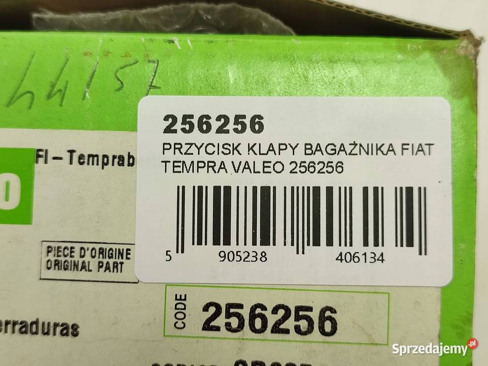 PRZYCISK KLAPY BAGAŻNIKA FIAT TEMPRA 19891996 Wyposażenie wnętrza