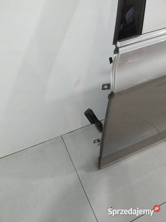 DRZWI LEWE TYŁ KOMBI LB7W VW Volkswagen Passat świętokrzyskie