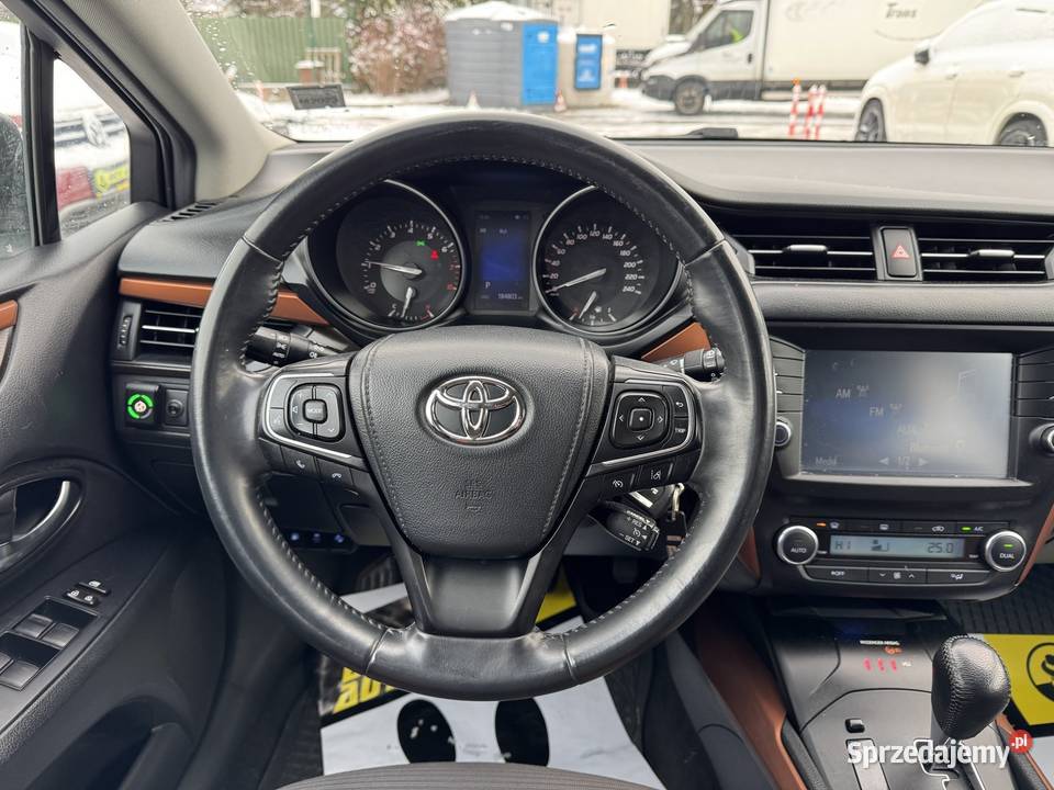Toyota Avensis 2017 185000km Warszawa sprzedam