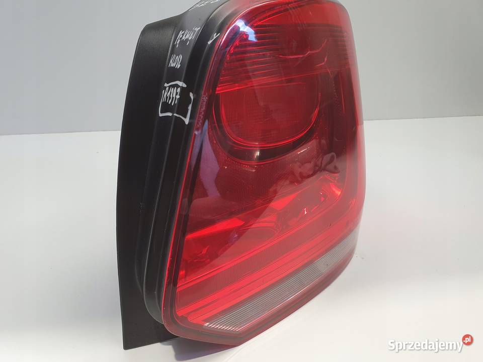 LAMPA PRAWA VW Polo V 0914r TYLNA prawy tył sprzedam