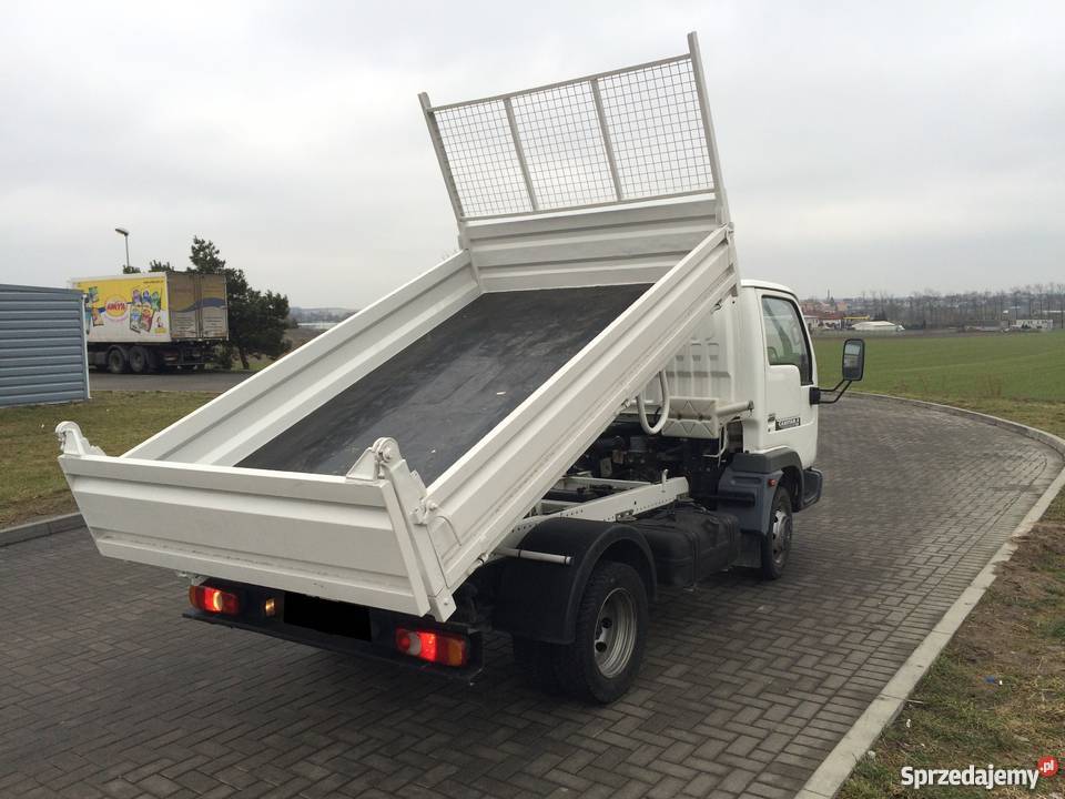 NISSAN CABSTAR 120 KIPPER WYWROTKA RESOR OKAZJA homologacja na ciężarowe Piekarzew sprzedam