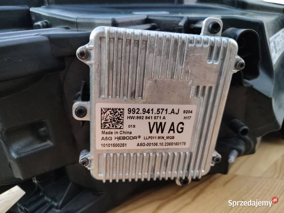 lampa Skoda SuperB lewa Matrix 2024r 3V1941015E osobowe sprzedam