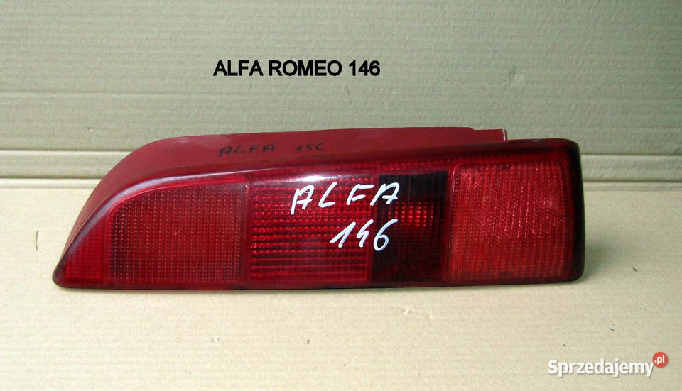 LAMPA TYLNA PRAWA ALFA ROMEO 146 37180748