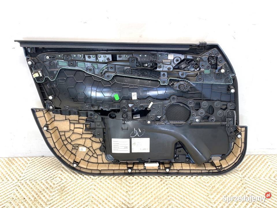 BOCZEK DRZWI PRAWY PRZÓD BMW G30 SedanLimuzyna