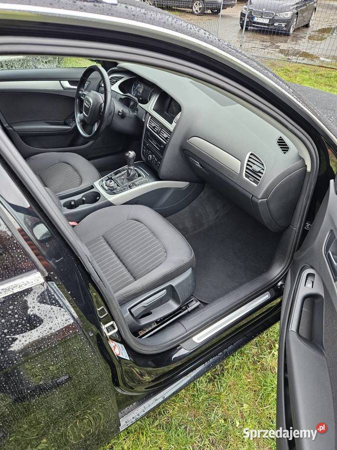 Audi a4 20 TDI 143 COMMON RAIL XENONLED NAVI A4