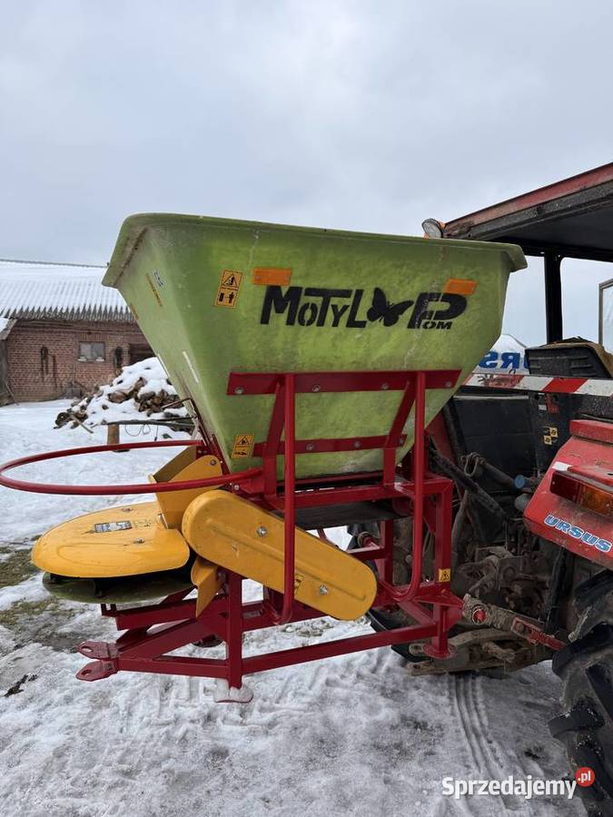 Rozsiewacz nawozowy motyl kłos do wapna soli Kraśnik