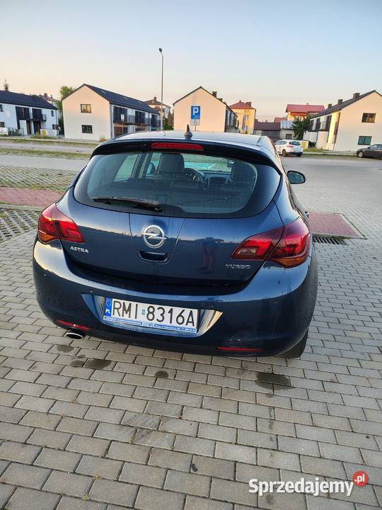Opel Astra J 16 Turbo 180