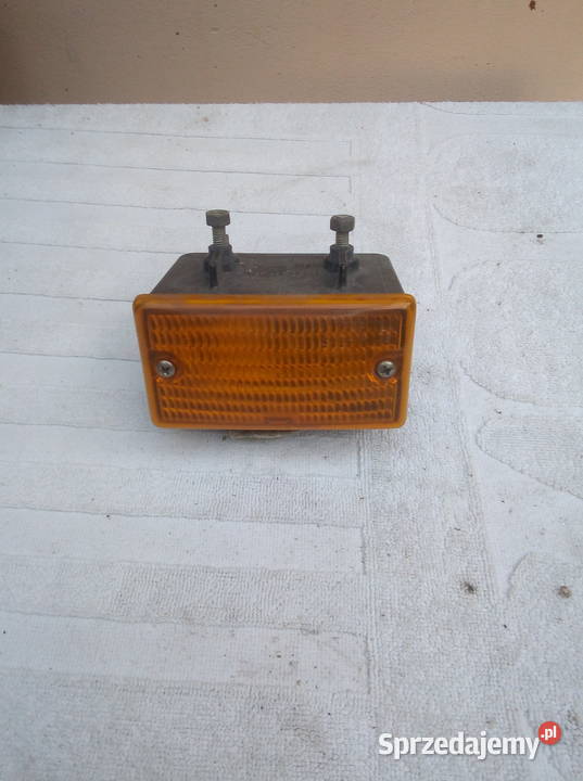 Kierunkowskaz migacz Mercedes W107 SL Ostrów Wielkopolski