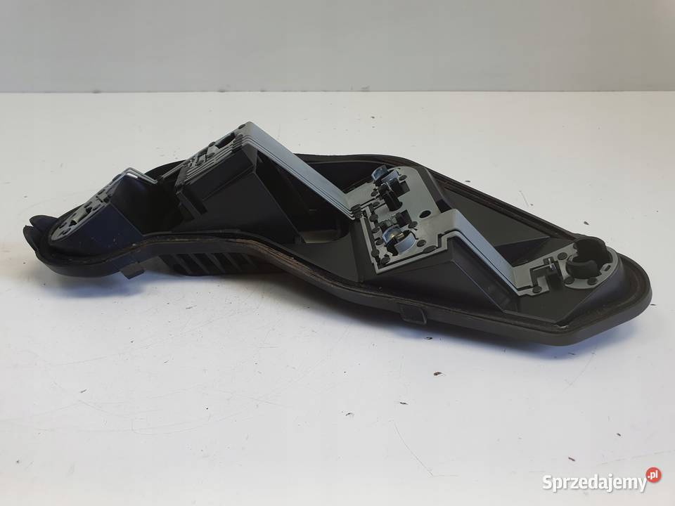 Peugeot 207 CC WKŁAD TYLNEJ LAMPY Prawy tył osobowe Janów