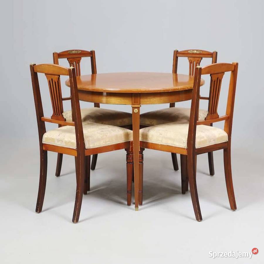 Zestaw mebli w stylu Empire Budzyń