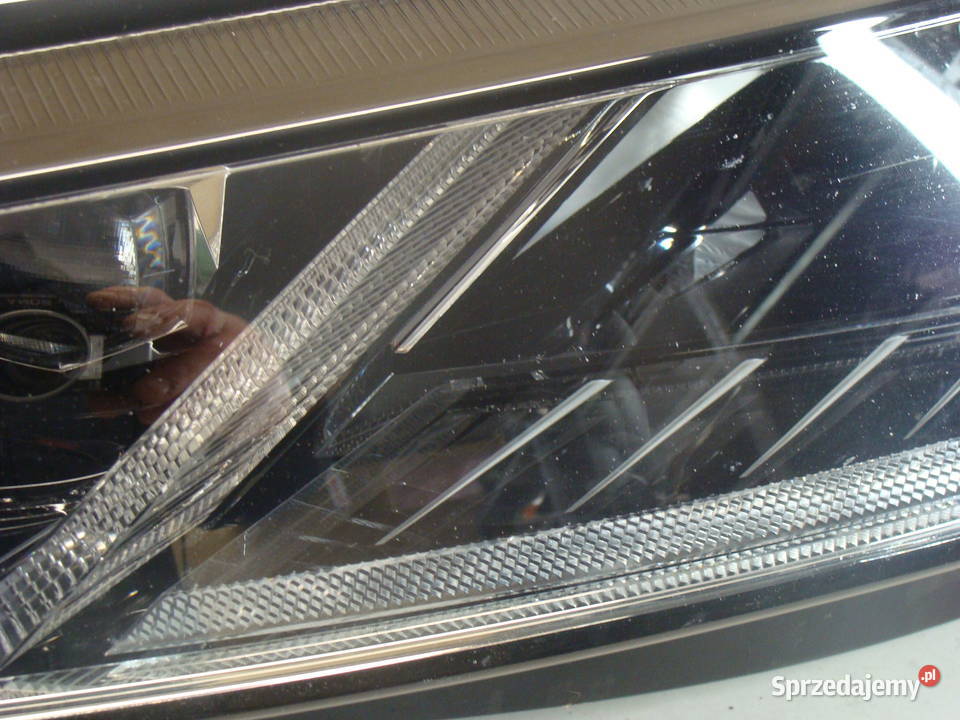 SKODA OCTAVIA 4 IV 19r LAMPA LEWA FULL LED