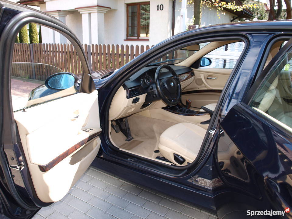 BMW serii 3 E90 320D 163 1995cm3 podkarpackie Mielec
