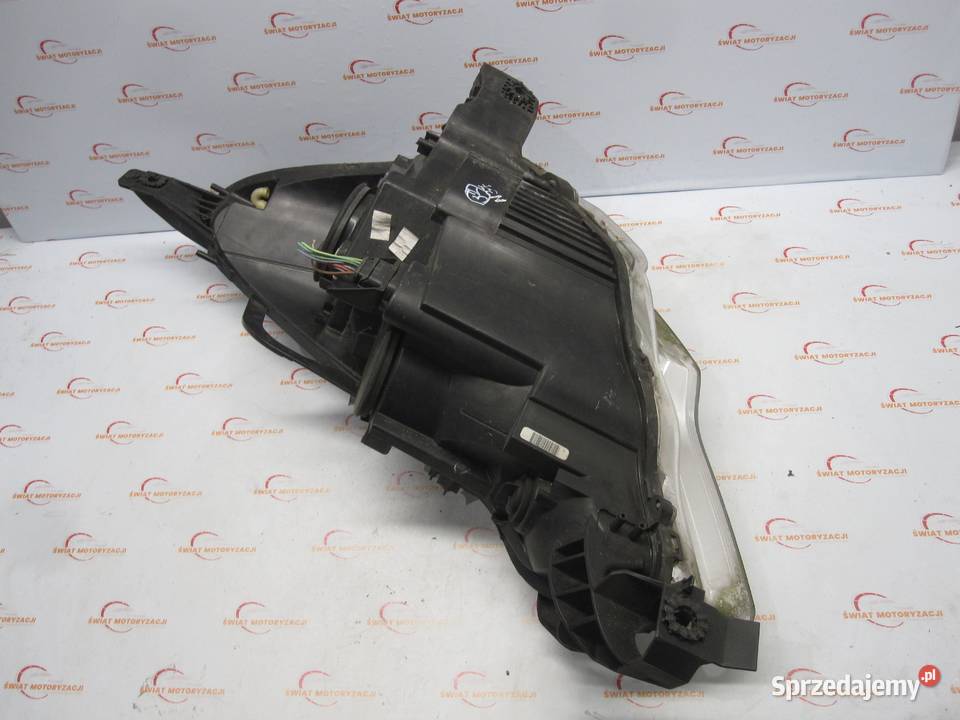 CITROEN DS3 11r lampa prawa przód ANGLIK Kielce