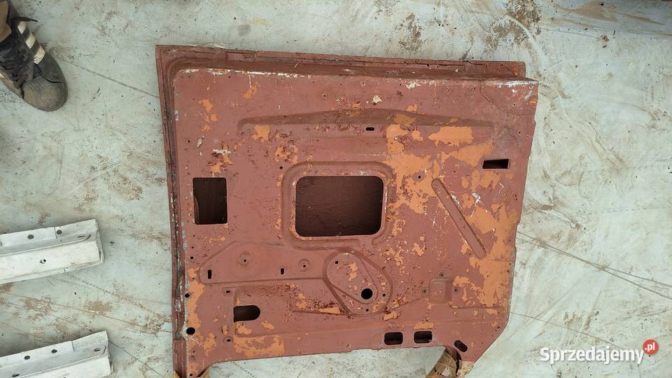 Drzwi przednie prawe Gaz M20 FSO Warszawa 223 osobowe Kraków