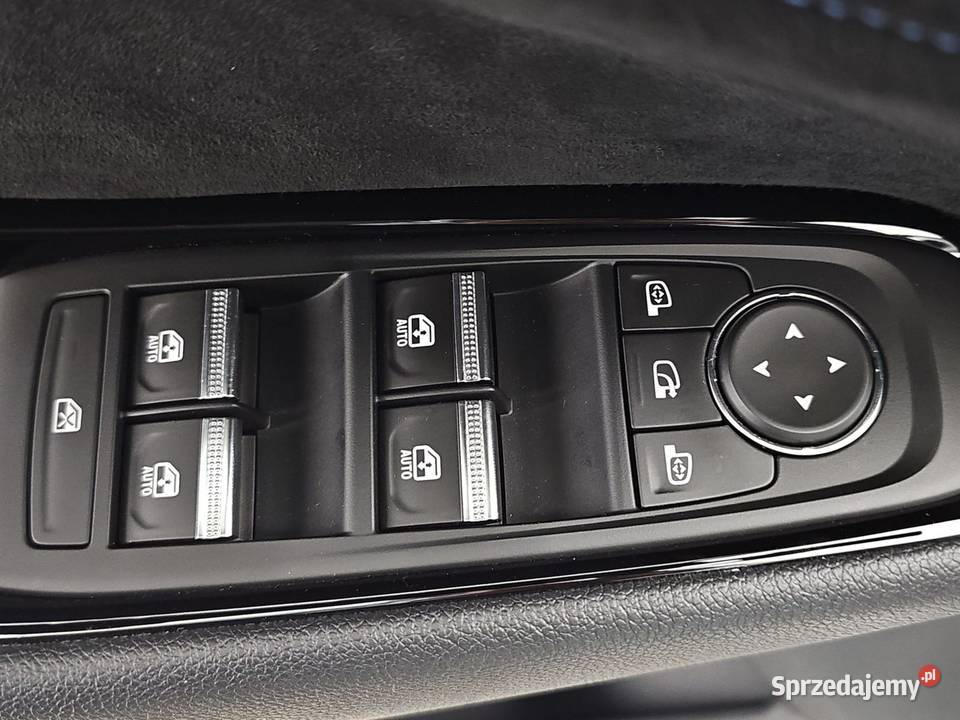 Austral 13 TCe mHEV Iconic esprit Alpine aut mazowieckie