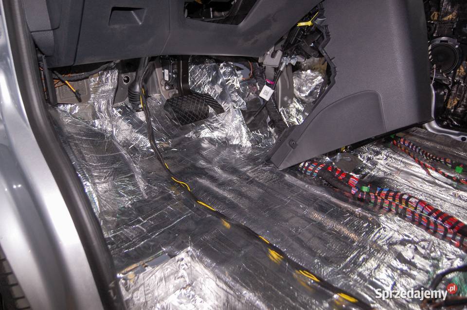 Mata TERMOIZOLACYJNA Pianka ALUMINIUM z klejem Łąki