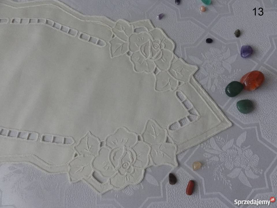 Serwetki kolorowe ecru wyszywane haft Richelieu Lublin
