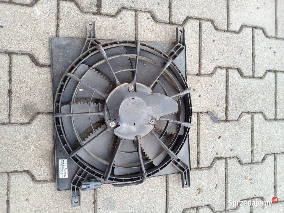 Suzuki SX4 sedici 16 benzyna WENTYLATOR Krosno sprzedam