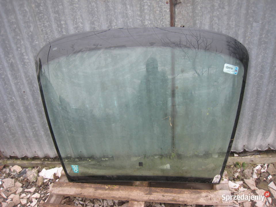 Szyba przednia przód czołowa Peugeot 206 98