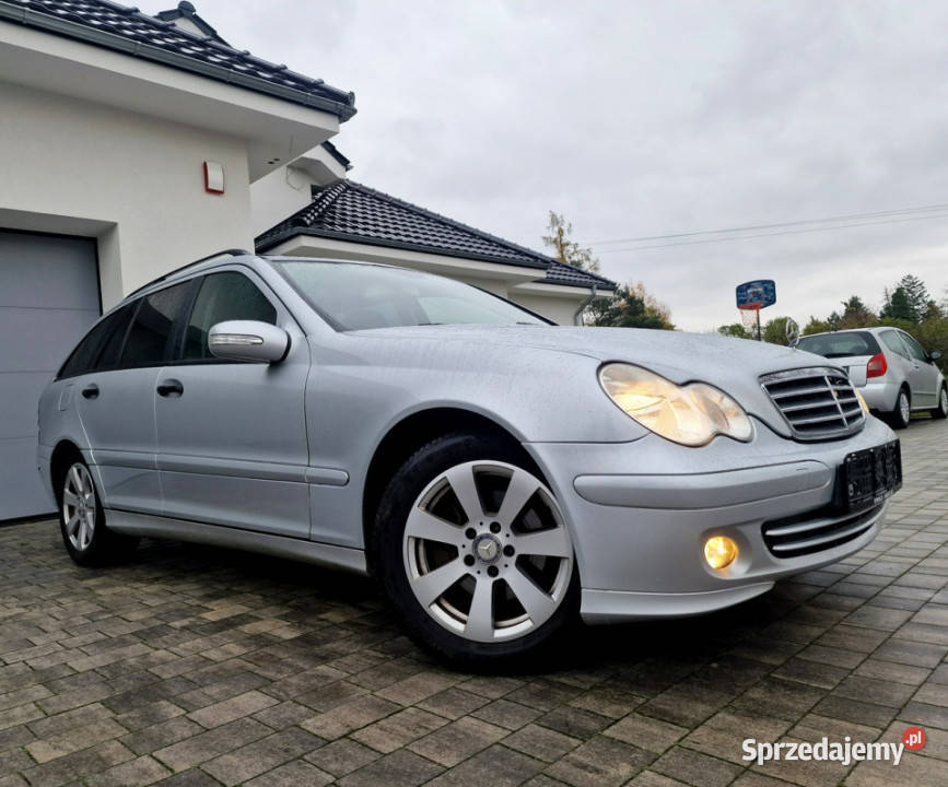 Mercedes C 180 Rata 360 DoinwestowanySerwis W203 przyciemniane szyby Mercedes-Benz wielkopolskie Śrem