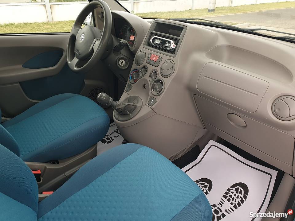 Fiat Panda 12 Benzyna 2003 II wł Ksiązka Poznań