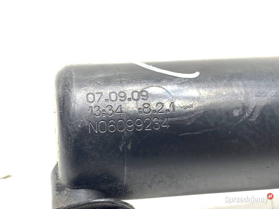 SPRYSKIWACZ REFLEKTORA PRAWY PRZÓD OPEL INSIGNIA