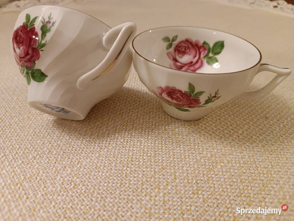 Filiżanki w róże Royal Tattau Porcelana i szkło Gorlice sprzedam