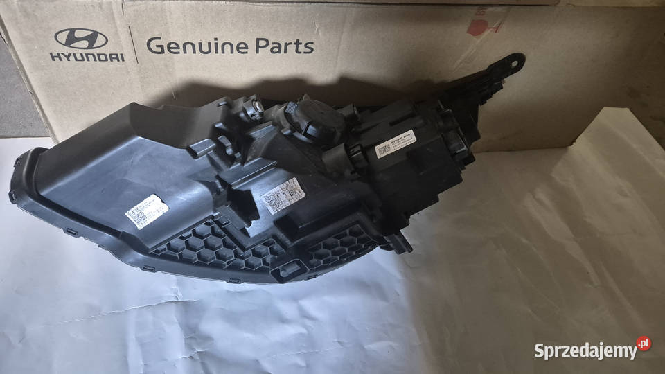 Lampa przednia prawa Hyundai i30 III Lift Bielsko-Biała