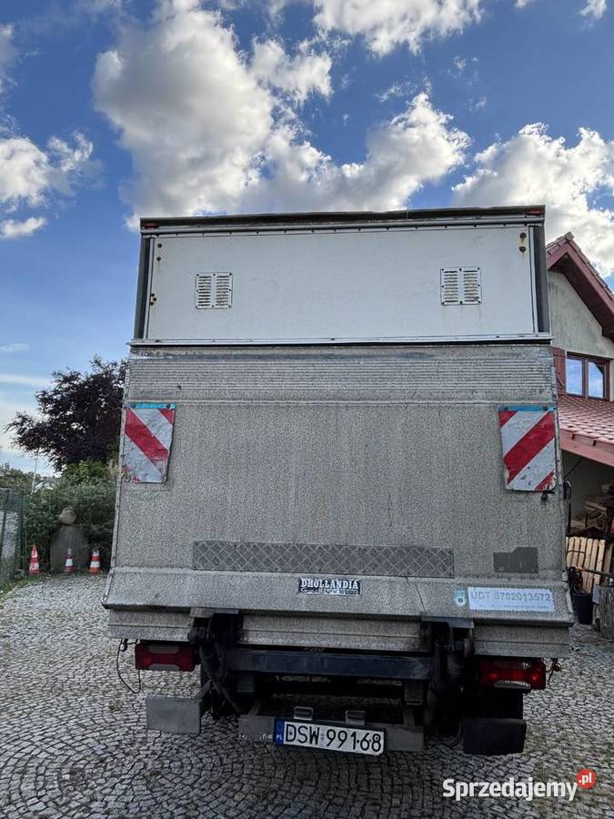 Iveco Daily 35C13 dostawczy kontener winda 23 dolnośląskie Świdnica sprzedam